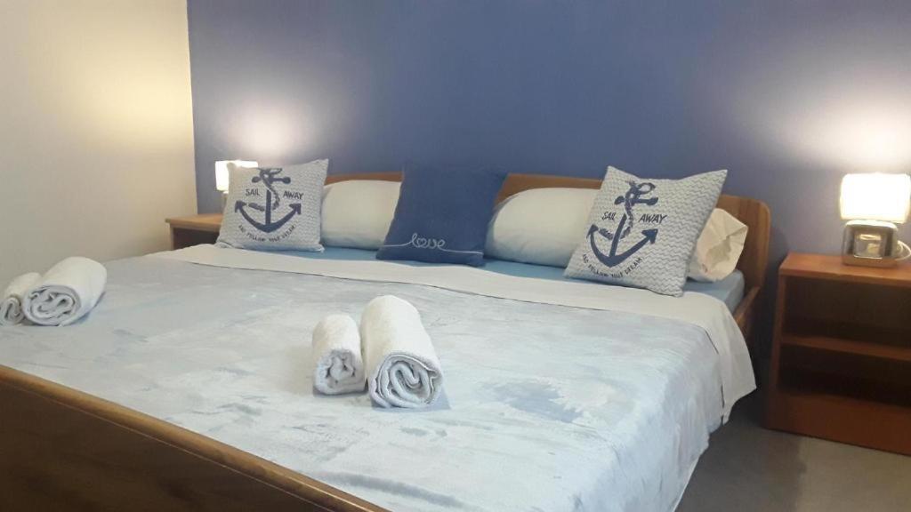 Apartamentos Aroma Đảo Pag Ngoại thất bức ảnh
